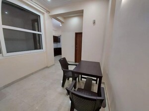 Team Area in 1 BHK Builder Floor at Sector 43 – for Rent