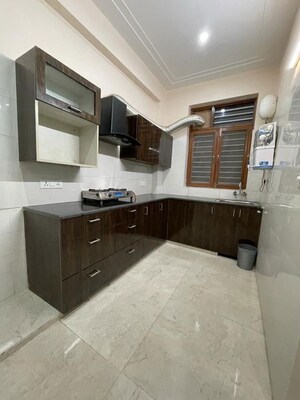 Kitchen in 1 BHK Builder Floor at Sector 43 – for Rent