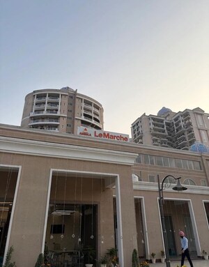  Showroom – Exterior View View at Ambika Florence Park, North Mullanpur - for Sale