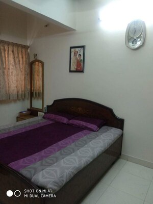 Bedroom in 1 BHK Apartment at Vejalpur – for Rent