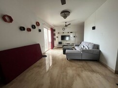 2 BHK Apartment For Rent in Marvel Fria