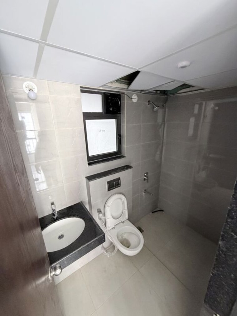Bathroom, shapoorji-pallonji-sensorium 2 Bedroom 750 Sq.Ft. Apartment In Hinjewadi Pune 10710029