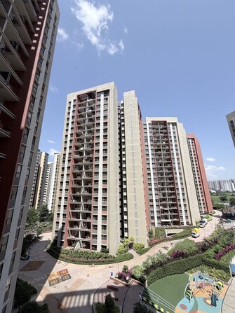 2 BHK 750 Sq.Ft. Apartment in Shapoorji Pallonji Sensorium
