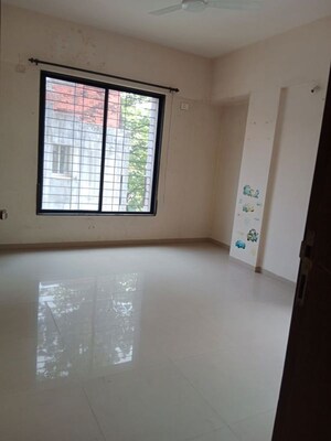 Room in 3 BHK Apartment at Kumar Sophronia, Kalyani Nagar – for Sale