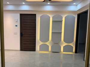 Building Lobby in 3 BHK Apartment at Smart World Orchard, Sector 61 – for Rent