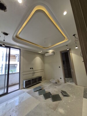 Bedroom in 4 BHK Builder Floor at Sector 57 – for Sale