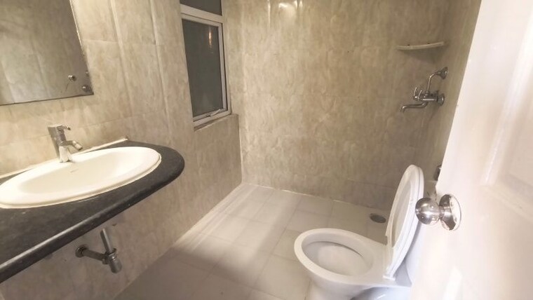 Bathroom, mapsko-paradise 3 Bedroom 1340 Sq.Ft. Apartment In Sector 83 Gurgaon 10710152