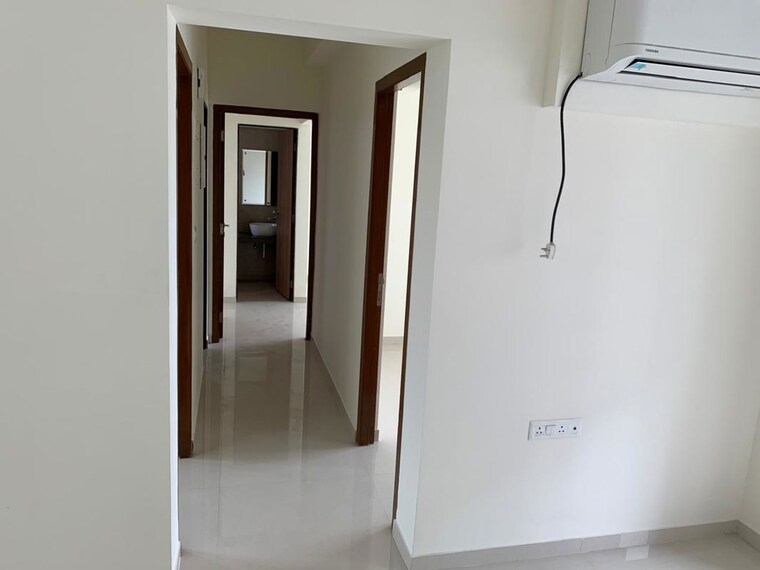 Room, godrej-central 2.5 Bedroom 950 Sq.Ft. Apartment In Chembur Mumbai 10710173