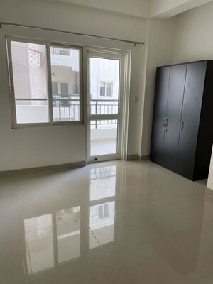 3 BHK Apartment For Rent in AWHO Shanti Vihar, Sector 95