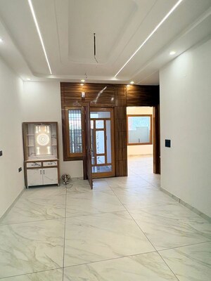 Room in 4 BHK Independent House at Bhopa Road – for Sale