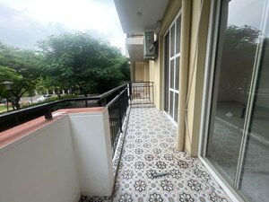 Balcony in 3 BHK Builder Floor at Sector 23 – for Rent