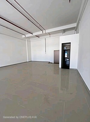 Room in  Shop at Raymond Park Avenue, Pokhran Road No One – for Rent