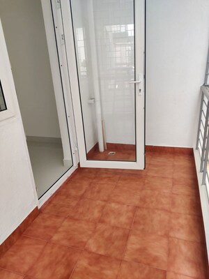 Room in 2 BHK Apartment at Atco Sapphire, Sarjapur Road – for Sale