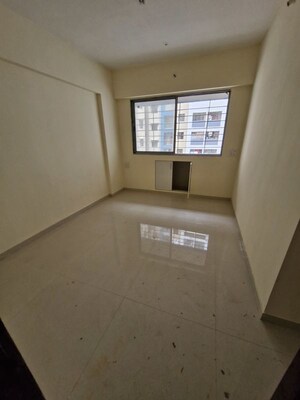 Room in 2 BHK Apartment at Sri Dutt Garden Avenue K, Virar West – for Sale