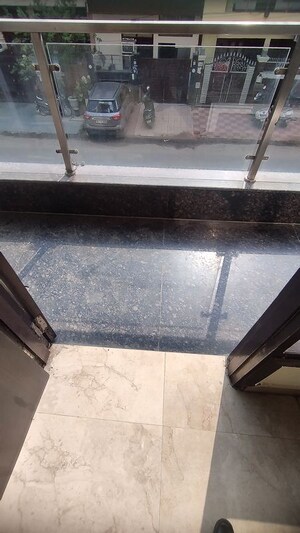 Kitchen in 2 BHK Builder Floor at RWA Residential Society Sector 46, Sector 46 – for Rent