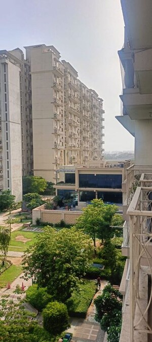 2.5 BHK Apartment For Sale in BPTP Park Prime, Sector 66