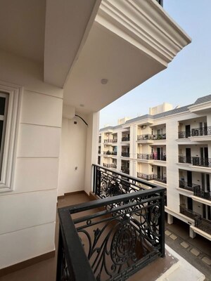 Balcony in 3 BHK Builder Floor at Raj One Good Earth, Sector 71 – for Sale