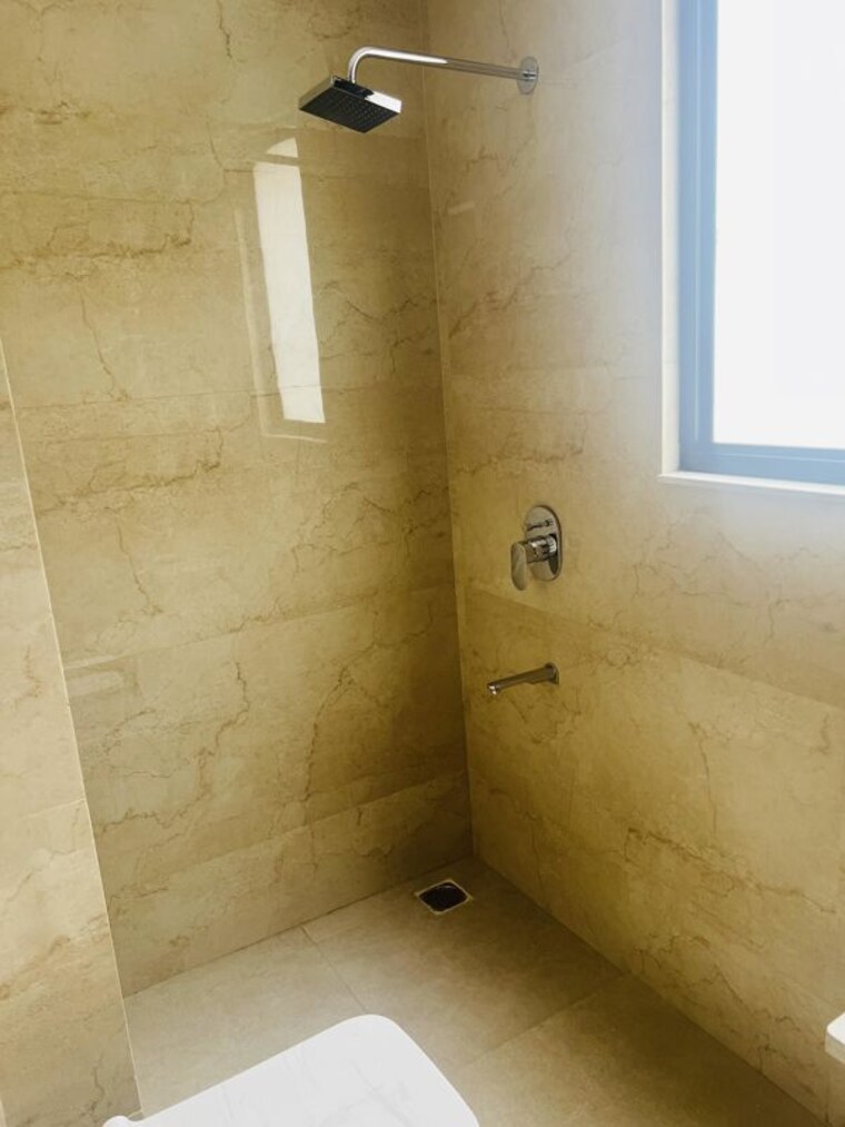 Bathroom, sector 23 4 Bedroom 2200 Sq.Ft. Builder Floor In Sector 23 Gurgaon 10710282
