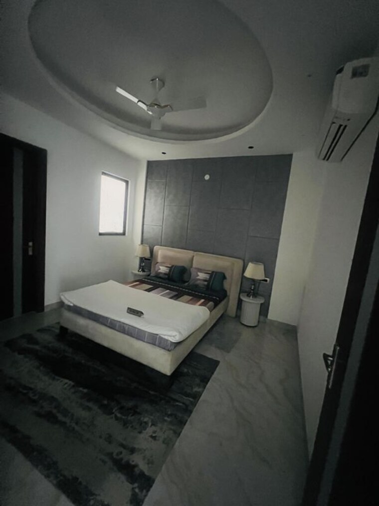 Team Area, sector 23 4 Bedroom 2200 Sq.Ft. Builder Floor In Sector 23 Gurgaon 10710282