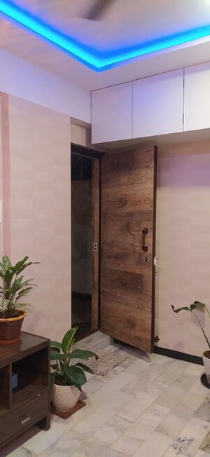 Room in 1 RK Apartment at Dadar West – for Rent
