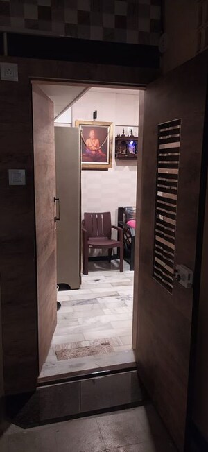  1 RK Apartment at Dadar West – for Rent