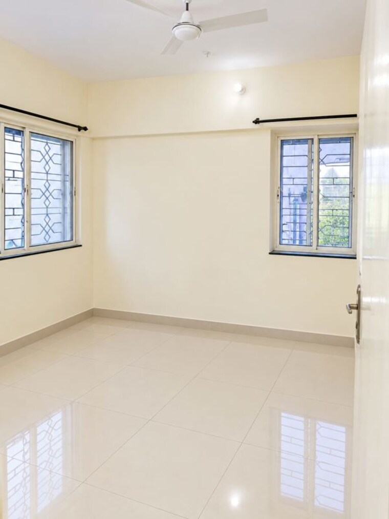 Room, kakade-city 1 Bedroom 600 Sq.Ft. Apartment In Karve Nagar Pune 10710350