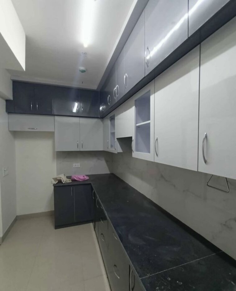 Kitchen, rajouri garden 3 Bedroom 140 Sq.Yd. Builder Floor In Rajouri Garden Delhi 10710362