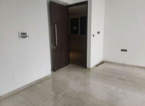 Room in 3 BHK Apartment at Marathon Monte South, Byculla West – for Rent