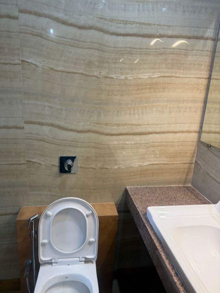 Bathroom, paradise-sai-world-empire 3 Bedroom 1178 Sq.Ft. Apartment In Kharghar Navi Mumbai 10710390