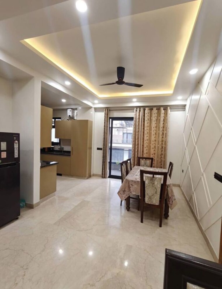Living Room, tagore garden 3 Bedroom 140 Sq.Yd. Builder Floor In Tagore Garden Delhi 10710407