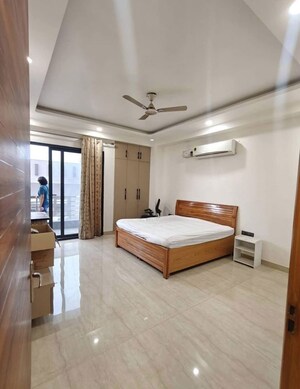 Room in 3 BHK Builder Floor at Tagore Garden – for Rent