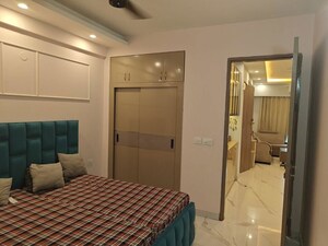 Bedroom in 3 BHK Builder Floor at Sector 23 – for Rent