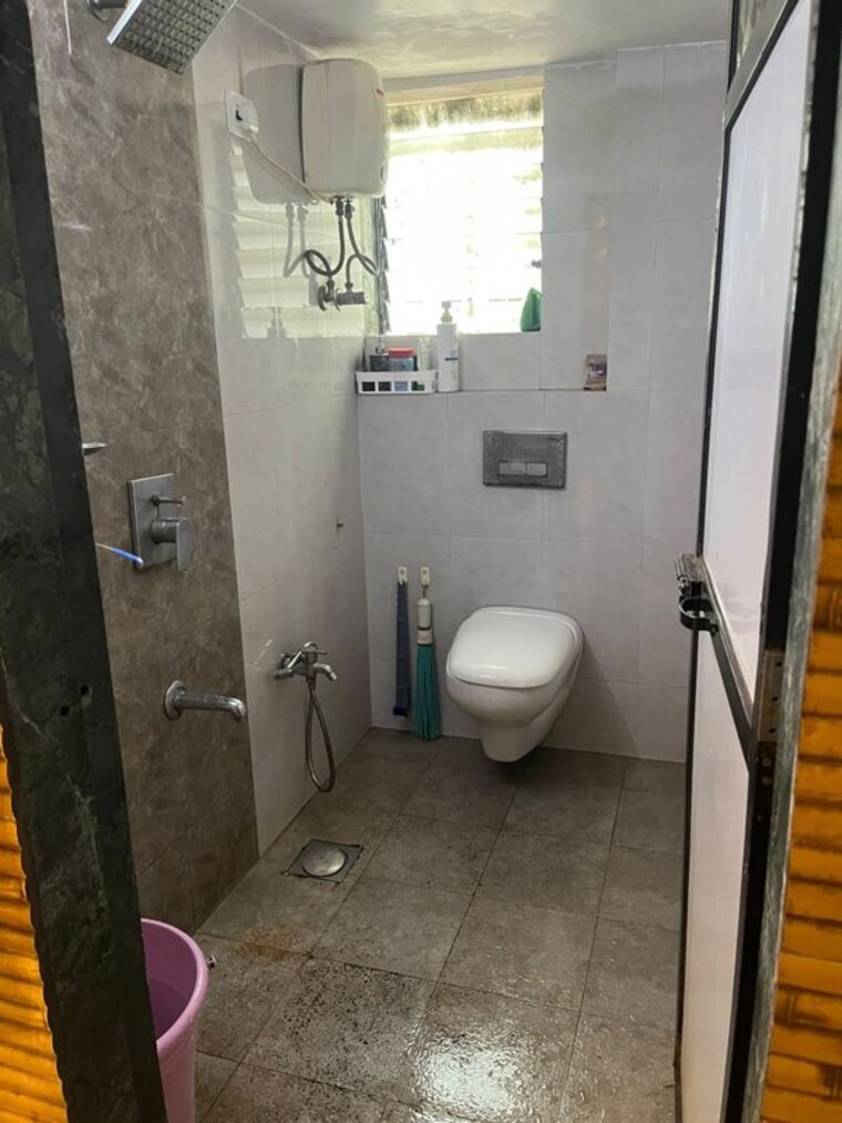 Bathroom, kharghar sector 19 2 Bedroom 1100 Sq.Ft. Apartment In Kharghar Sector 19 Navi Mumbai 10710419