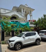 3 BHK +  500 Sq.Yd. Independent House in Sector 15