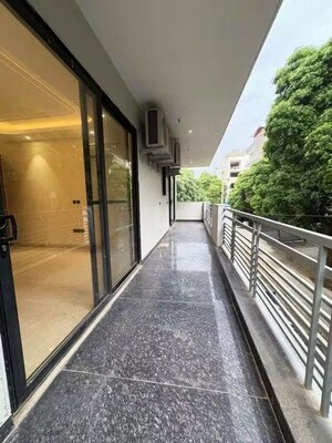 Balcony in 2 BHK Builder Floor at Sector 14 – for Rent