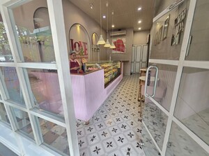 Balcony in  Shop at Shiv Center, Vashi Sector 17 – for Rent