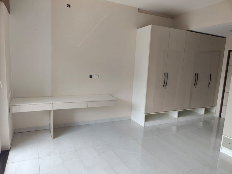 Room, cunchelim 5 Bedroom 3100 Sq.Ft. Penthouse In Cunchelim Goa 10710468