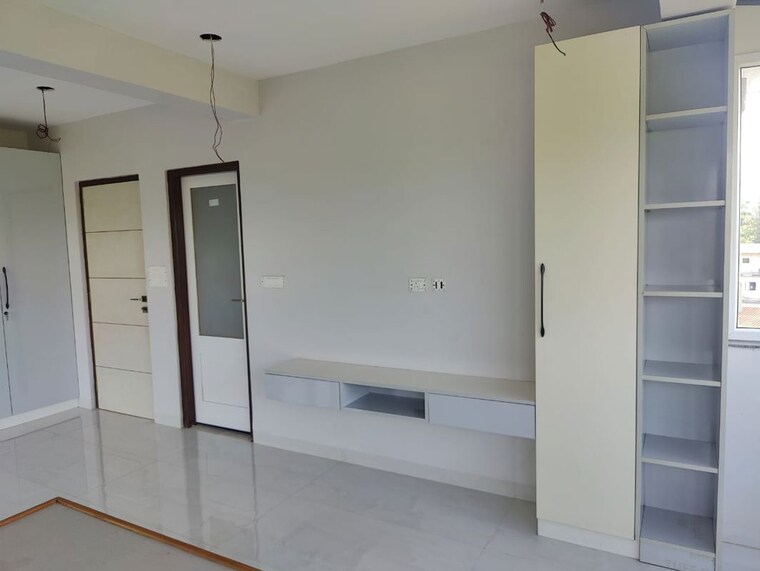 Room, cunchelim 5 Bedroom 3100 Sq.Ft. Penthouse In Cunchelim Goa 10710468