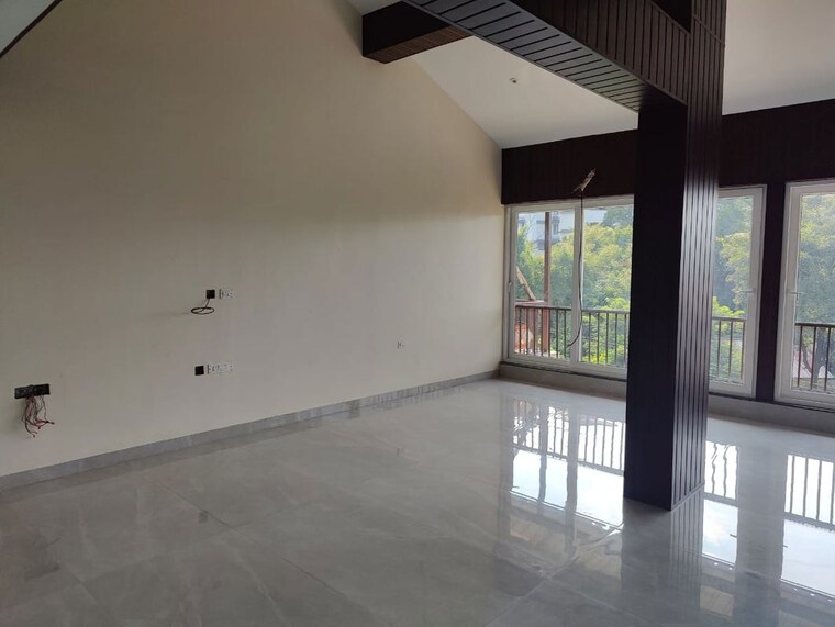 Room, cunchelim 5 Bedroom 3100 Sq.Ft. Penthouse In Cunchelim Goa 10710468