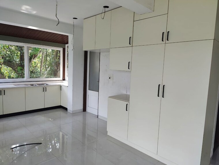 Room, cunchelim 5 Bedroom 3100 Sq.Ft. Penthouse In Cunchelim Goa 10710468