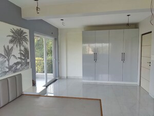 Room in 5 BHK Penthouse at Cunchelim – for Sale