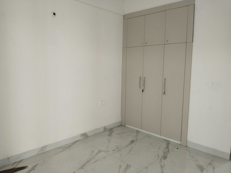 Room, sector 23 3 Bedroom 1600 Sq.Ft. Builder Floor In Sector 23 Gurgaon 10710544