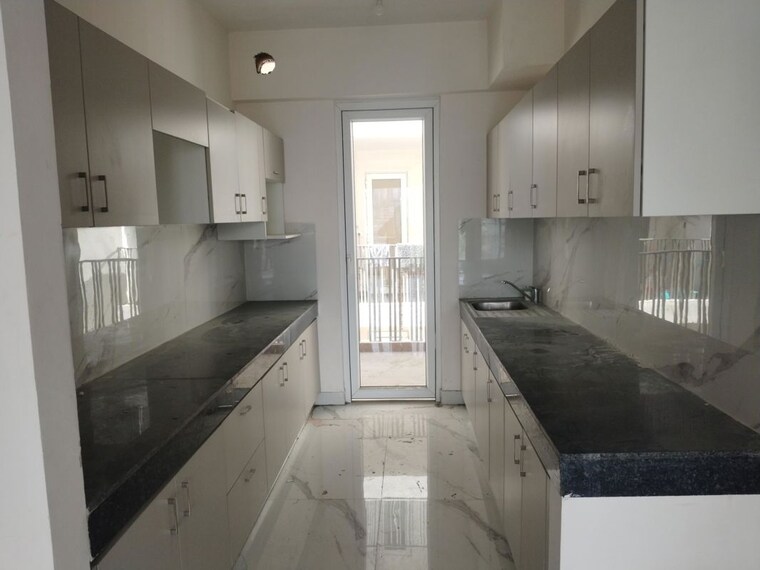 Kitchen, sector 23 3 Bedroom 1600 Sq.Ft. Builder Floor In Sector 23 Gurgaon 10710544
