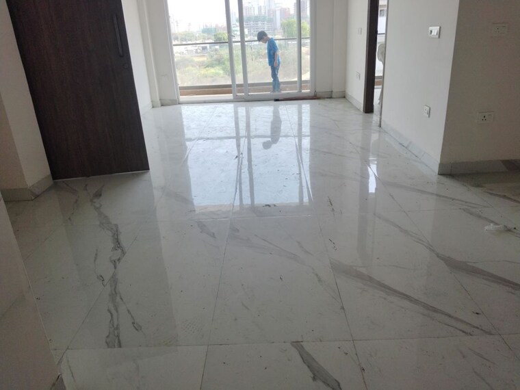 Bathroom, sector 23 3 Bedroom 1600 Sq.Ft. Builder Floor In Sector 23 Gurgaon 10710544