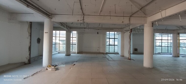 Room, benz circle Commercial Office Space 3000 Sq.Ft. In Benz Circle Vijayawada 10710543