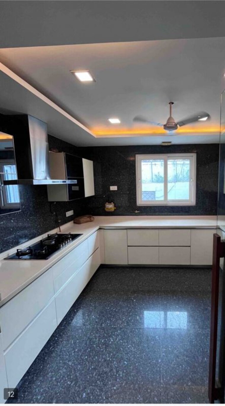 Kitchen, panchsheel park 4 Bedroom 2740 Sq.Ft. Builder Floor In Panchsheel Park Delhi 10710547