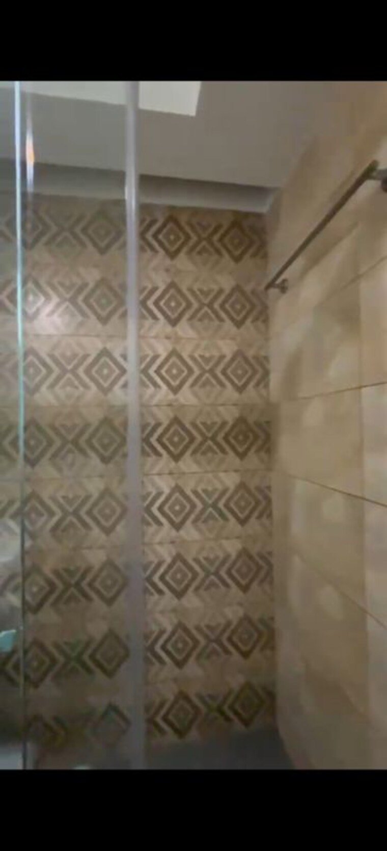 Bathroom, greater kailash i 3 Bedroom 1872 Sq.Ft. Builder Floor In Greater Kailash I Delhi 10710563