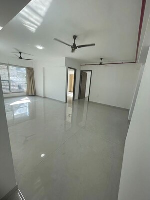 Room in 3 BHK Apartment at Andheri CHS, Andheri West – for Rent