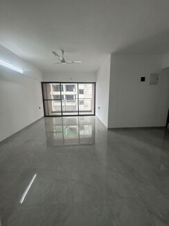 3 BHK +Apartment For Sale in Unique Youtopia