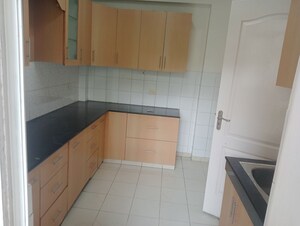 Kitchen in 3.5 BHK Apartment at Bestech Park View City 1, Sector 48 – for Rent